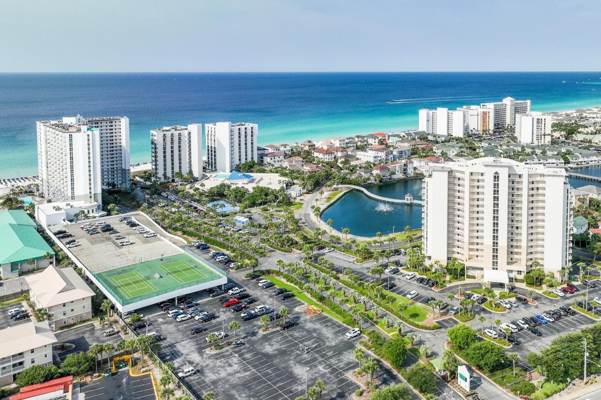 Pelican Beach Resort By Panhandle Getaways Destin Exterior foto